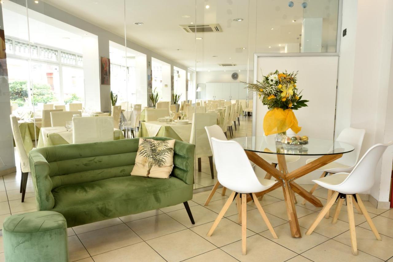 Hotel Ristorante La Marina Mhotelsgroup San Bartolomeo al Mare Kültér fotó