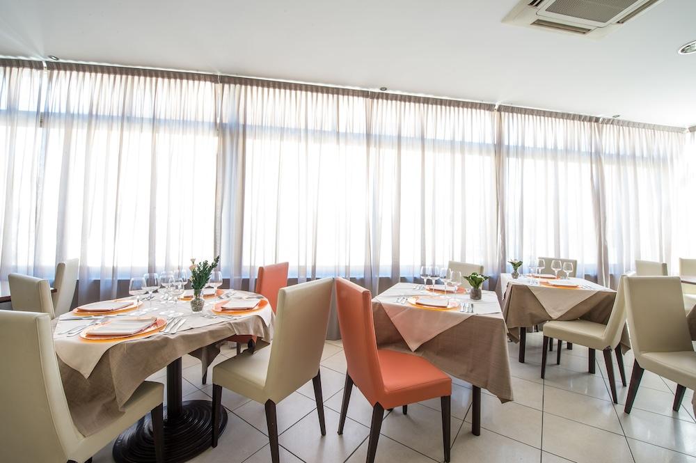 Hotel Ristorante La Marina Mhotelsgroup San Bartolomeo al Mare Kültér fotó