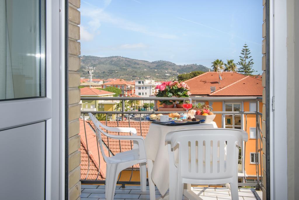 Hotel Ristorante La Marina Mhotelsgroup San Bartolomeo al Mare Kültér fotó